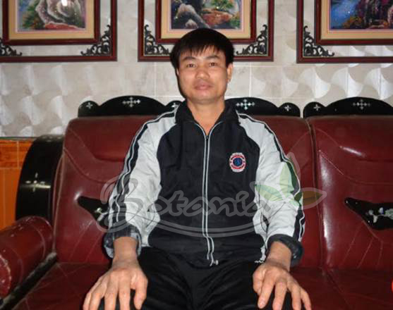 Chú Hoàng Văn Hải, 52 tuổi, ở Trại Mới, Giáp Sơn, Lục Ngạn, Bắc Giang . Đt 0983.090.165