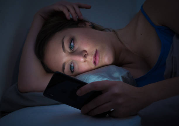 Thức khuya là thói quen phổ biến, thường gặp nhiều nhất là giới trẻ