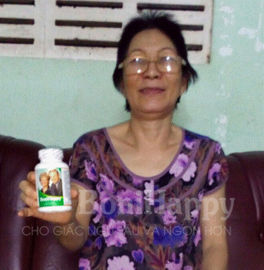 Cô Lê Thị Bạch Cúc 60 tuổi