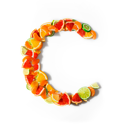  Vitamin C giúp bảo vệ và tăng cường độ đàn hồi thành mạch
