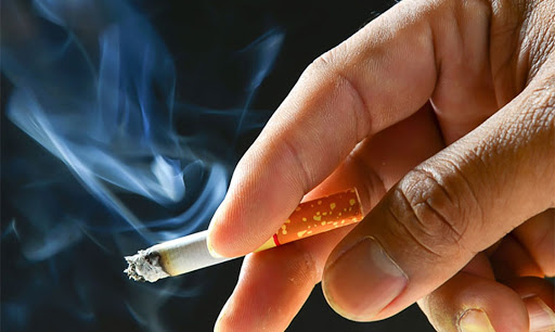 Tại sao hút thuốc lá lại gây nghiện cho người sử dụng?